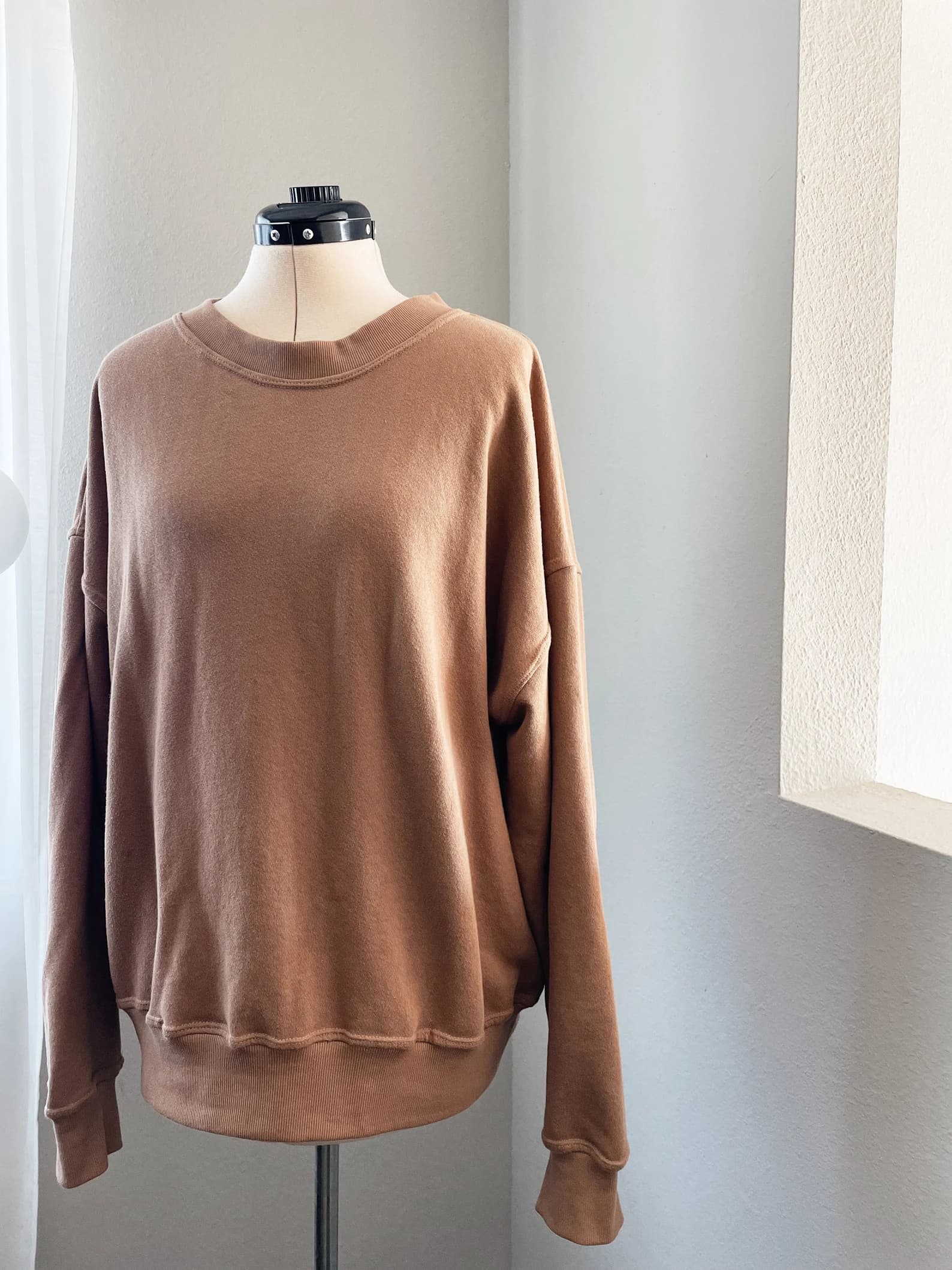 The Vintage Sweatshirt | Sizes 00-30 | Comfy Sweatshirt Digital Sewing Pattern 4